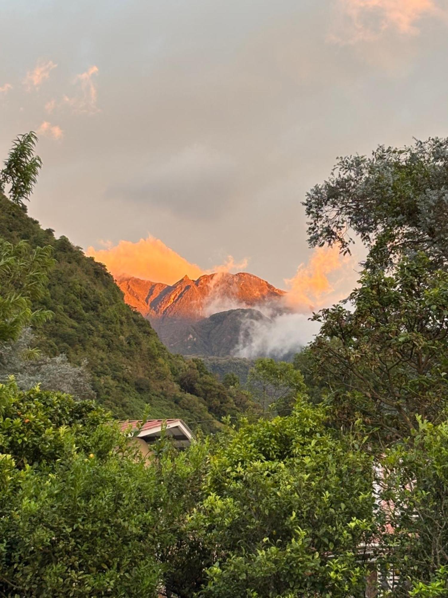 Cabanas Mountain View Volcán Exterior foto